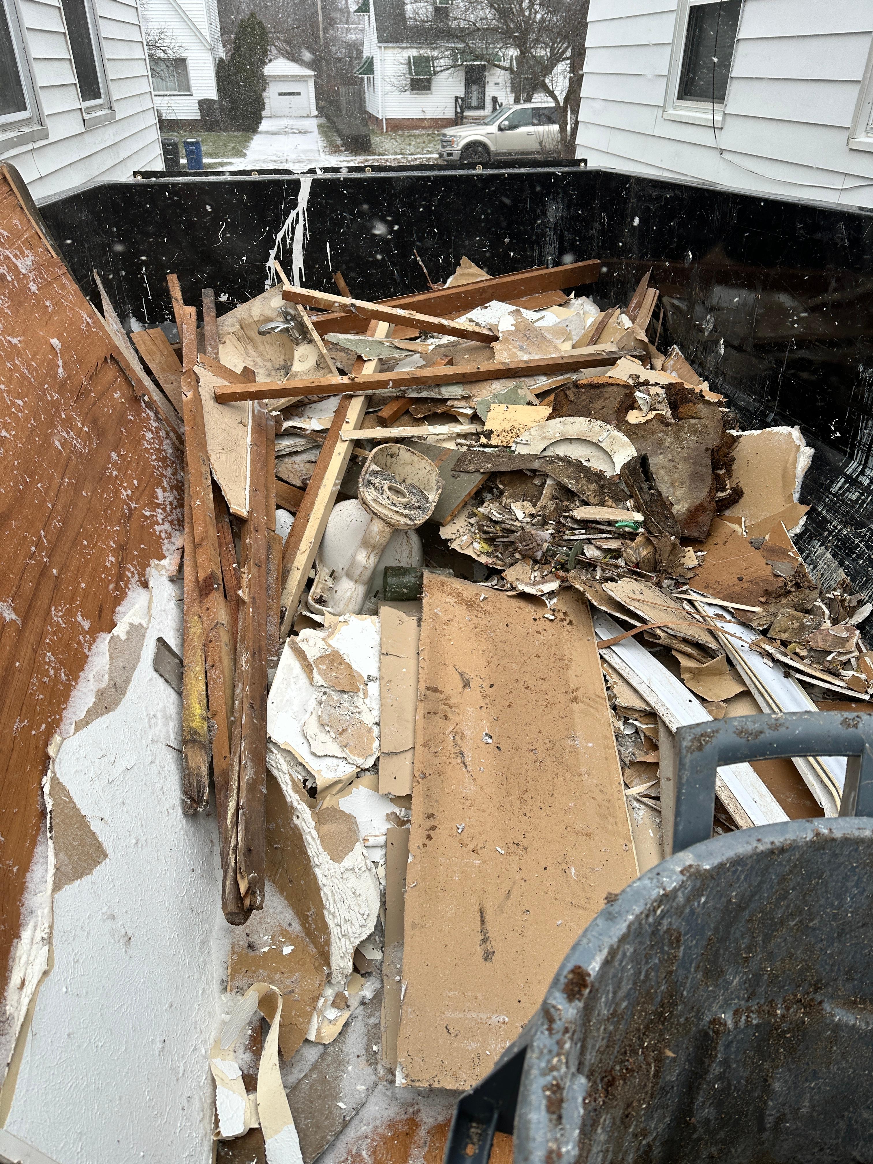 Demo debris and haul-off material
